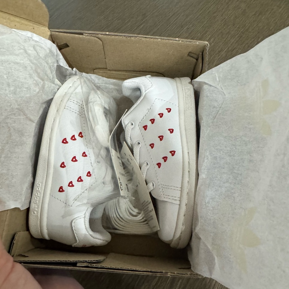 Brand new Adidas Stan Smith EL I sneakers – toddler size 7K